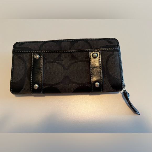 Coach wallet - Picture 2 of 15